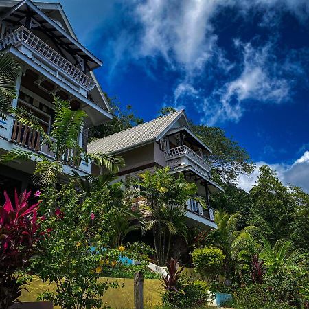Mouggae Blues Villas 博瓦隆 外观 照片
